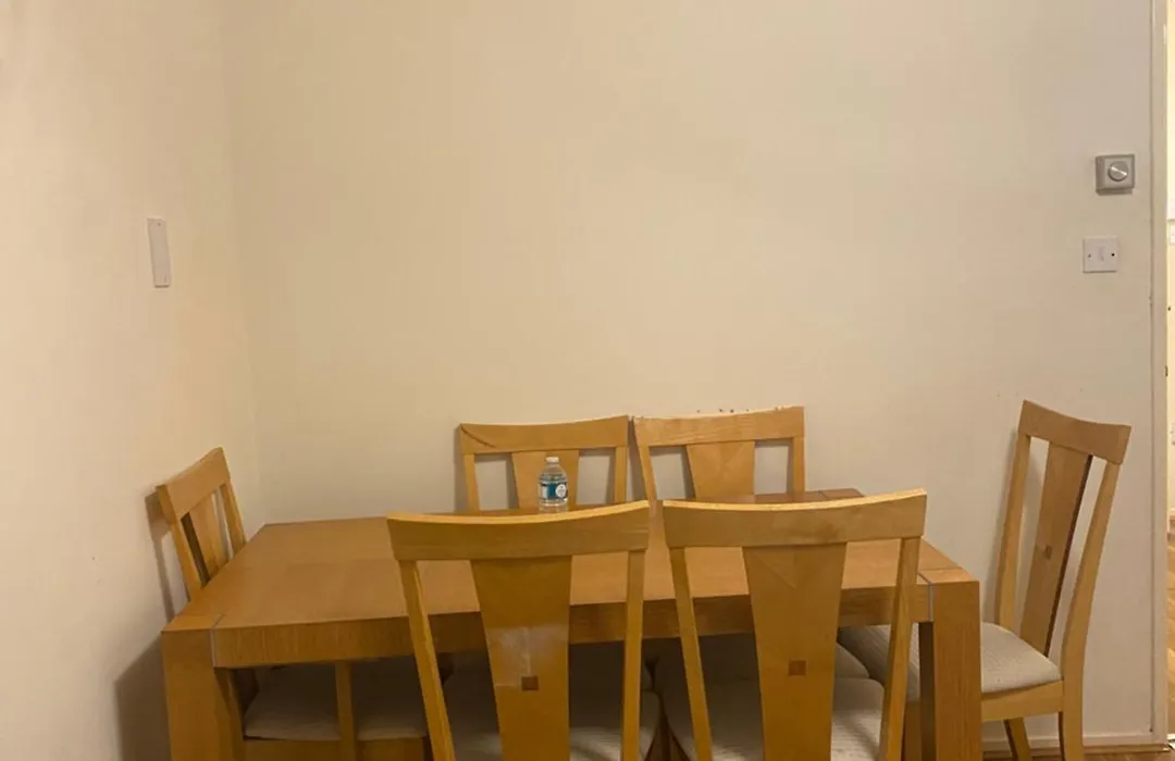 Lovely, Spacious 1-Bedroom Apartment With *Free Parking-1